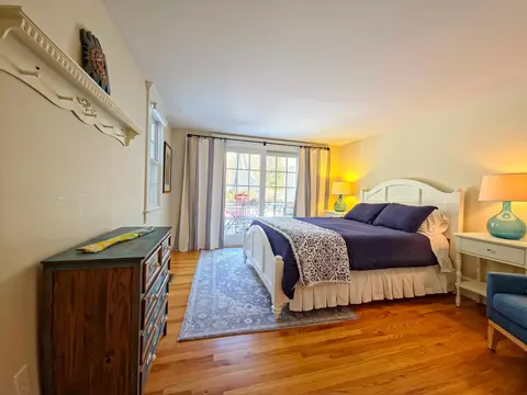 552 Main St, Cotuit, MA 02635 photo 32