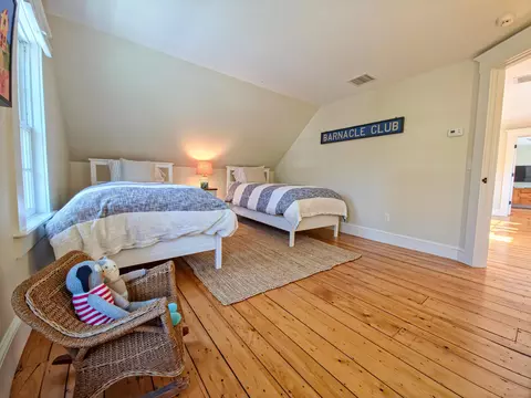 552 Main St, Cotuit, MA 02635 photo 38