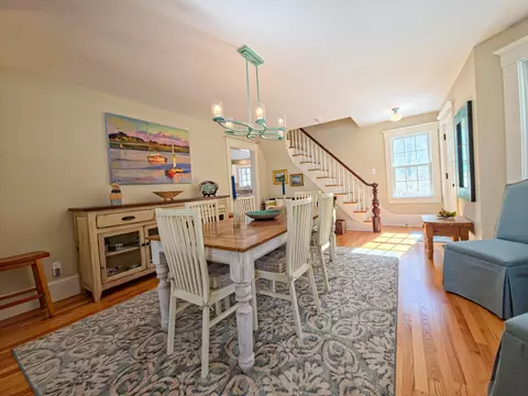 552 Main St, Cotuit, MA 02635 photo 8