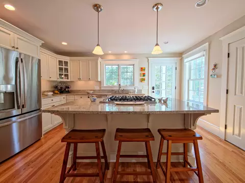 552 Main St, Cotuit, MA 02635 photo 18