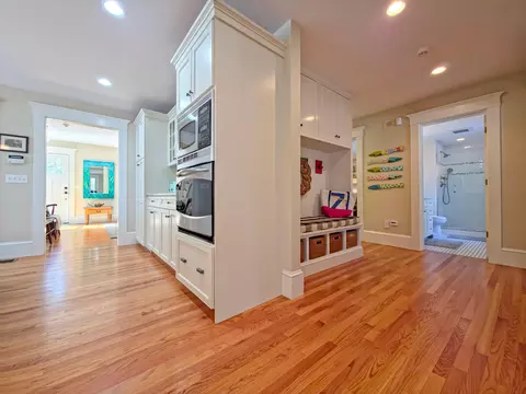 552 Main St, Cotuit, MA 02635 photo 19