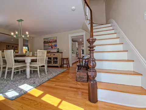552 Main St, Cotuit, MA 02635 photo 6