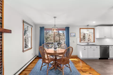 Dining - 20 Stone Ct, Eastham, MA 02642 photo 3 of 3