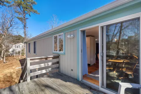 Exterior - 20 Stone Ct, Eastham, MA 02642 photo 2 of 4
