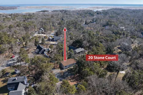20 Stone Ct, Eastham, MA 02642