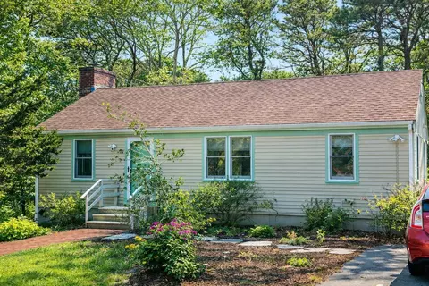 20 Stone Ct, Eastham, MA 02642 photo 3