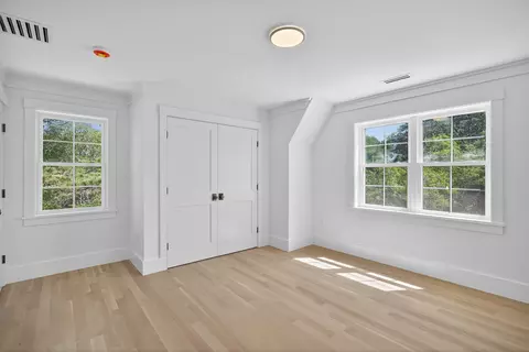 Bedroom - 159 Willow Run Dr, Centerville, MA 02632 photo 2 of 2