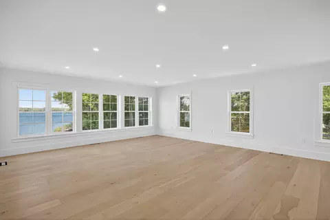 Living - 159 Willow Run Dr, Centerville, MA 02632 photo 4 of 4