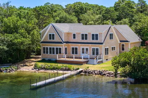 Exterior - 159 Willow Run Dr, Centerville, MA 02632 photo 1 of 2