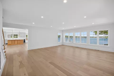 Living - 159 Willow Run Dr, Centerville, MA 02632 photo 2 of 4