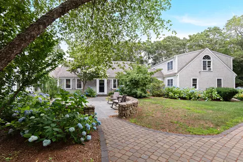 414 Eel River Rd, Osterville, MA 02655