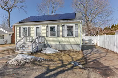 6 Pine St, Wareham, MA 02571 photo 5