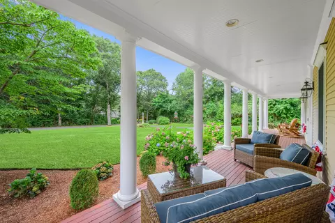 Exterior - 46 Carleton Dr, East Sandwich, MA 02537 photo 2 of 6