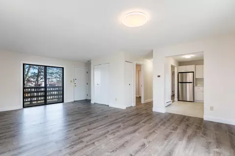 800 Bearses Way #3NE, Hyannis, MA 02601