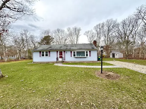 39 Whittier Dr, Dennis, MA 02638