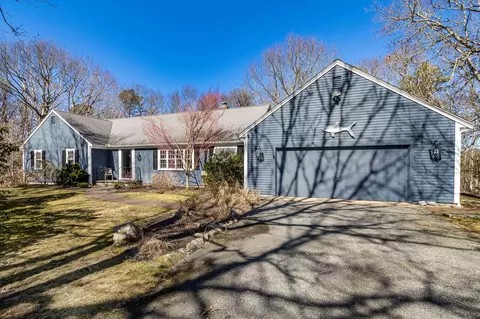 218 Oakmont Rd, Yarmouth Port, MA 02675