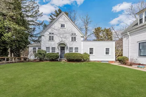 344 Main St UNIT 5, Centerville, MA 02632