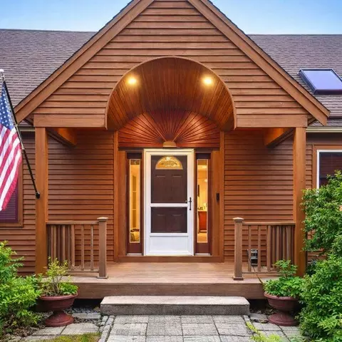495 Aspinet Rd, Eastham, MA 02642