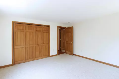 Bedroom - 495 Aspinet Rd, Eastham, MA 02642 photo 2 of 5