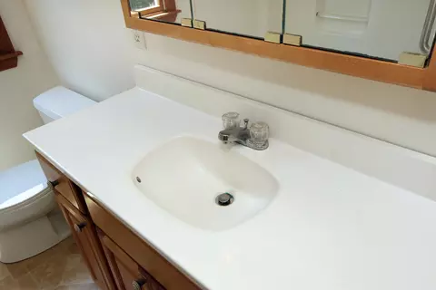 Bath - 495 Aspinet Rd, Eastham, MA 02642 photo 2 of 3