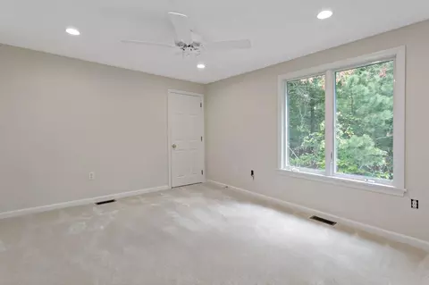 Bedroom - 37 Pine Hill Blvd, Mashpee, MA 02649 photo 3 of 3