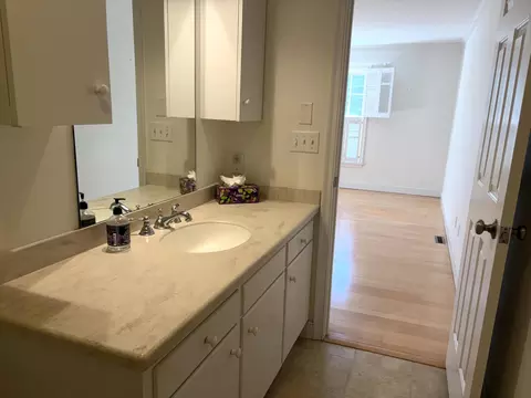 Bath - 39 Tower Hill Rd #18A, Osterville, MA 02655 photo 2 of 2
