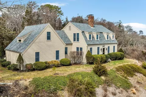 26 Carlson Ln, West Barnstable, MA 02668