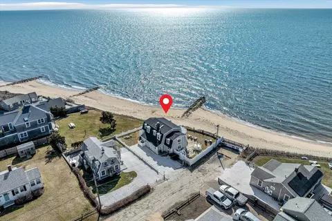 80 Oak St Ext, Dennis Port, MA 02639