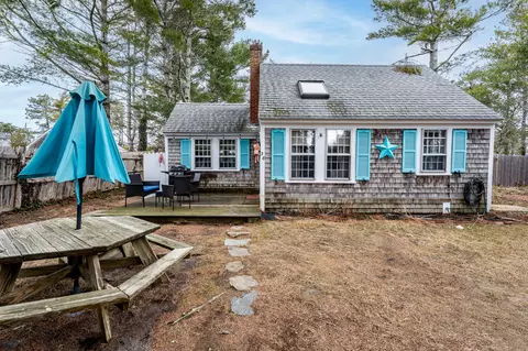 36 Lora Ln, Dennis Port, MA 02639