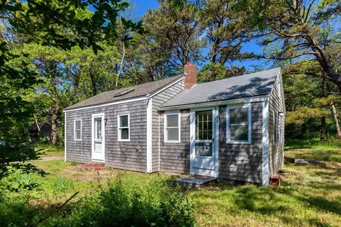 36 Cove Rd, Wellfleet, MA 02667