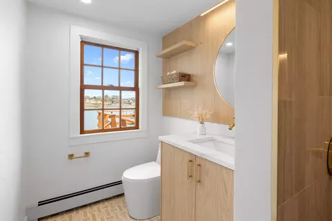 Bath - 8 Pine Tree Dr, Wareham, MA 02571 photo 1 of 4