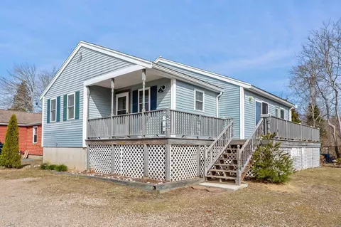 Exterior - 20 Evergreen St, Onset, MA 02558 photo 1 of 4