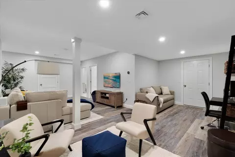 Living - 4 Cobblestone Cir, Mashpee, MA 02649 photo 3 of 5