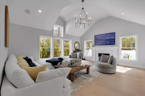 Living - 4 Cobblestone Cir, Mashpee, MA 02649 photo 1 of 5