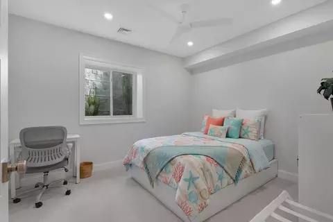Bedroom - 4 Cobblestone Cir, Mashpee, MA 02649 photo 6 of 6
