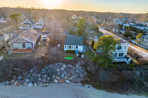 242 Edgewater Dr, East Falmouth, MA 02536