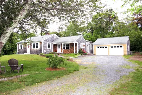 279 Alden Dr, Brewster, MA 02631