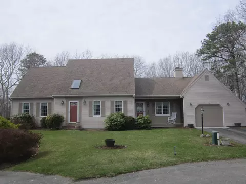 58 Terrace Hill Dr, East Dennis, MA 02641