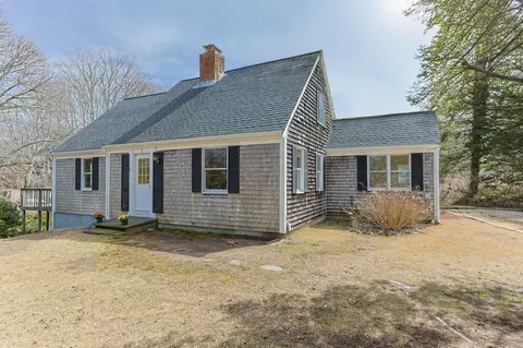 Exterior - 2 Shell Ln, Orleans, MA 02653 photo 4 of 17