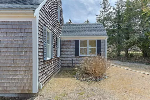 Exterior - 2 Shell Ln, Orleans, MA 02653 photo 5 of 17