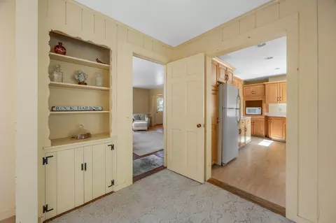 Entry Way - 2 Shell Ln, Orleans, MA 02653 photo 2 of 2