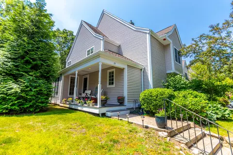15 Hampton Ct UNIT 15, Mashpee, MA 02649 photo 2