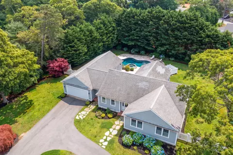 234 Round Cove Rd, Chatham, MA 02633
