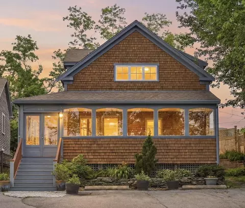 9 A Holway Ave, Provincetown, MA 02657