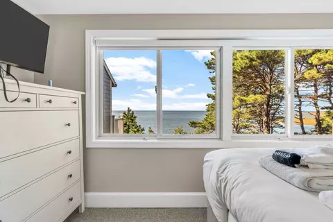 Bedroom - 90 Ring Rd, Wellfleet, MA 02667 photo 13 of 17