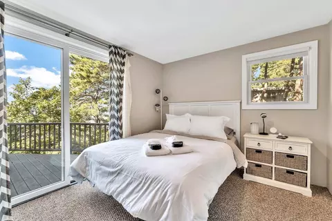 Bedroom - 90 Ring Rd, Wellfleet, MA 02667 photo 3 of 17