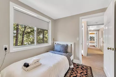 Bedroom - 90 Ring Rd, Wellfleet, MA 02667 photo 14 of 17