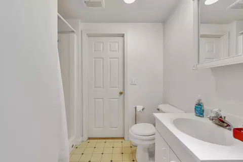 Bath - 90 Ring Rd, Wellfleet, MA 02667 photo 6 of 7