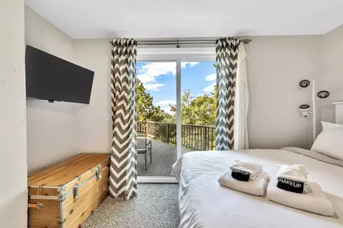 Bedroom - 90 Ring Rd, Wellfleet, MA 02667 photo 2 of 17