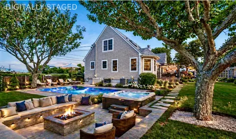 69 Horsefoot Path, Dennis, MA 02638